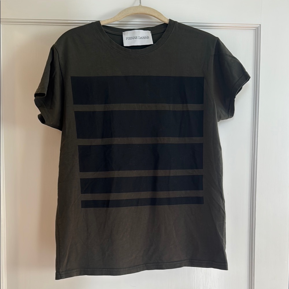 Casual Black and Green Crew Neck Tees
